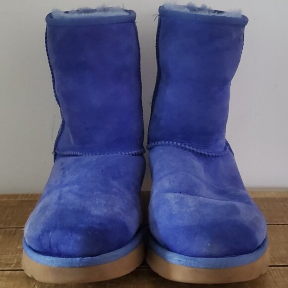 UGG Classic Short II Boot - Picture 10 of 12